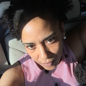 Meet your Posher, Theresa